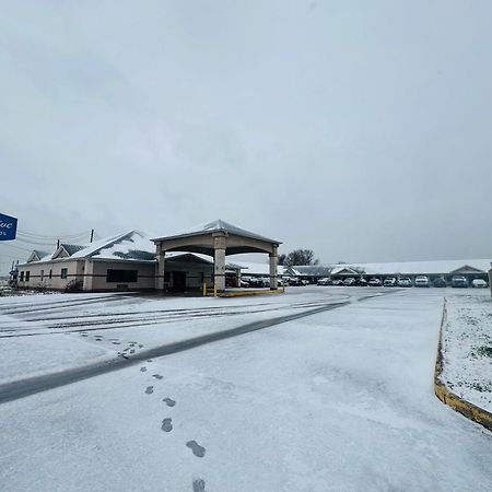 Executive Inn & Suites West Columbia Exterior photo
