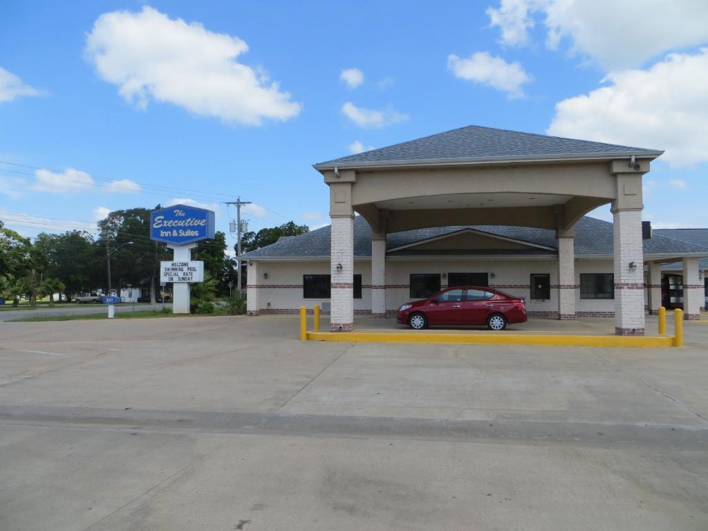 Executive Inn & Suites West Columbia Exterior photo