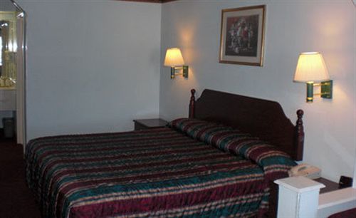 Executive Inn & Suites West Columbia Exterior photo
